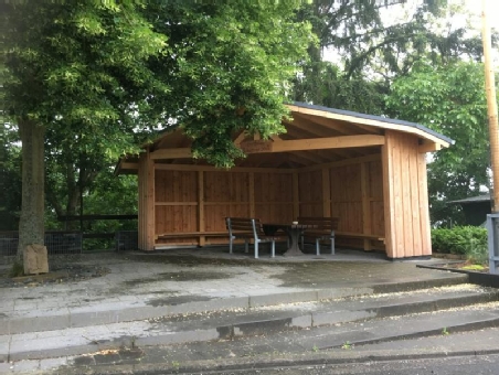 Holz-Pavillon