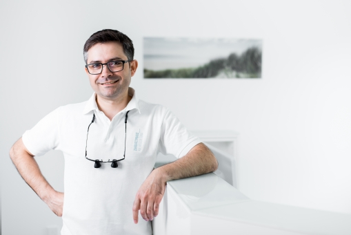 Zahnarztpraxis am Weissen Turm - Daniel Krutsch