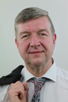 Dr. jur. Jörg Burkhard5