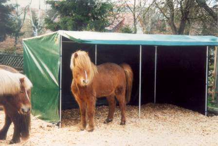 Mobile Weideunterstände für Pferde usw.
