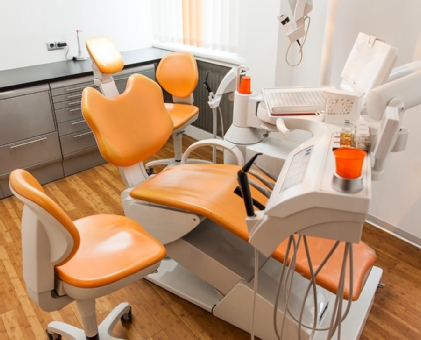 Zahnarztpraxis Benkert-Jockel - Behandlungsraum 1