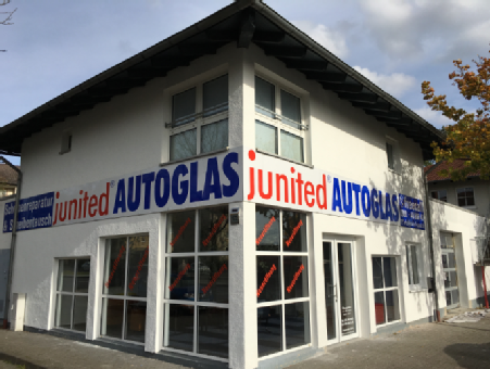 junited AUTOGLAS Kassel GmbH, 1