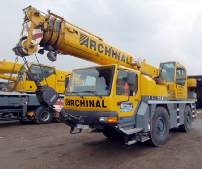 Archinal GmbH & Co. KG - 30T Kran