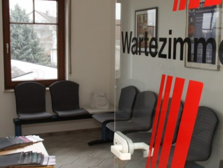 Dr. Hessemer MVZ GmbH - Wartezimmer