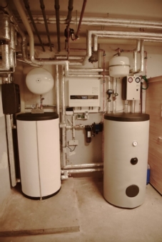 Heiz- und Brauchwassersysteme Heiz- und Brauchwassersysteme